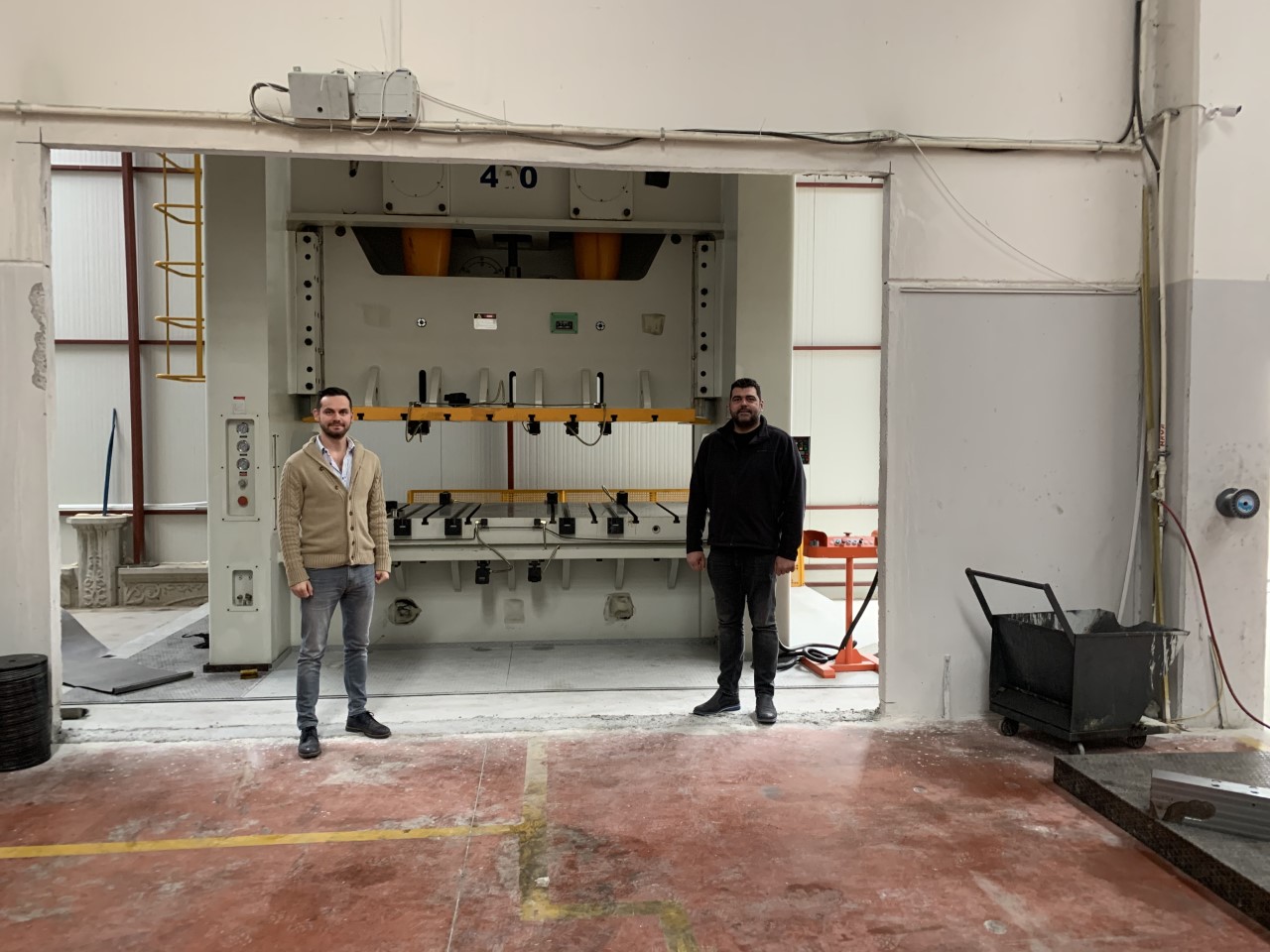 ilim kalıp machine 400 tons press